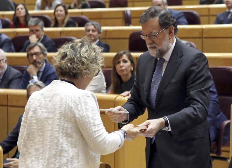 Solo 47 diputados españoles se opusieron este viernes a la aplicación del artículo 155 contra la Generalitat de Cataluña. FOTO EFE