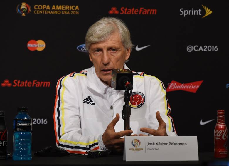 Pekerman habló para los medios convocados para la Copa América Centenario. FOTO AFP