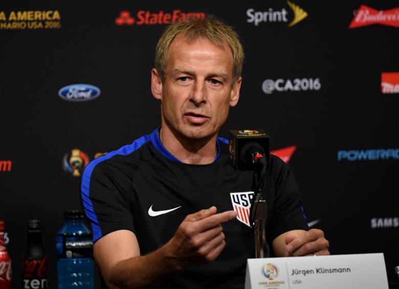 Klinsmann habló de su admiración por el técnico argentino José Pekerman. FOTO AFP