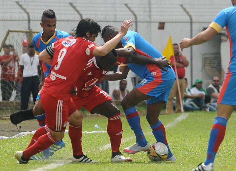 América de Cali igualó 1-1 frente al Universitario de Popayán. FOTO Colprensa
