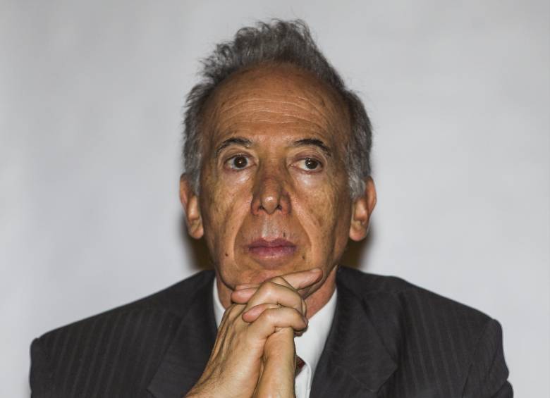 “El aumento del 6 por ciento del salario mínimo (para 2019) lo califico como el mayor error en 30 años”. 
