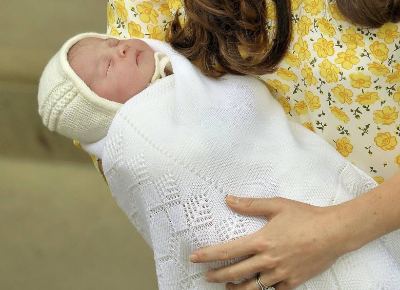 La bebé nació el sábado por la mañana en el Hospital de St. Mary, en el oeste de Londres. Foto Reuters