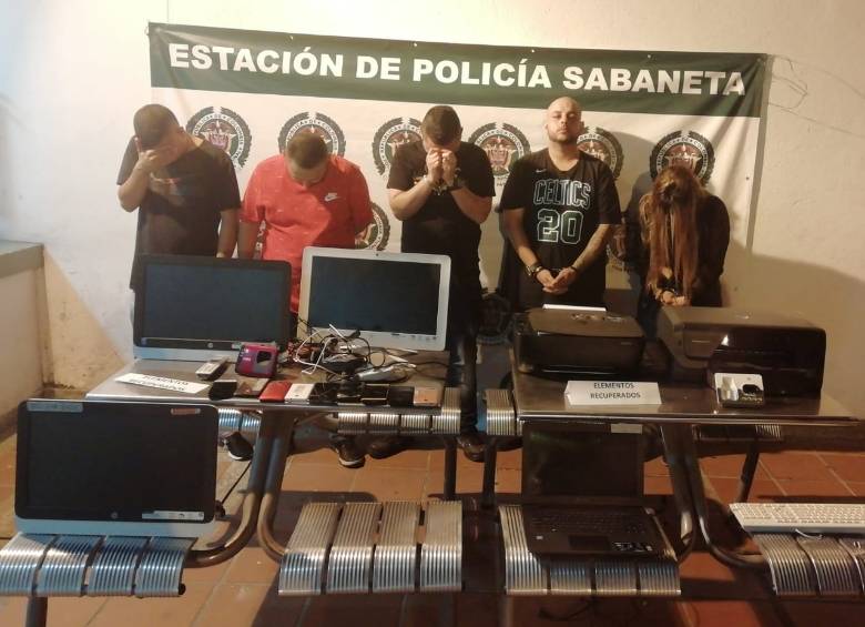 Los objetos extraídos del local comercial estaban avaluados en $15 millones. FOTO CORTESÍA POLICÍA NACIONAL