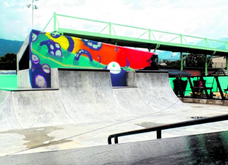 El Skatepark será exclusivo para uso de los patinadores. Tiene 29 obstáculos, así como un módulo administrativo y una unidad sanitaria. FOTO JESSICA CANO