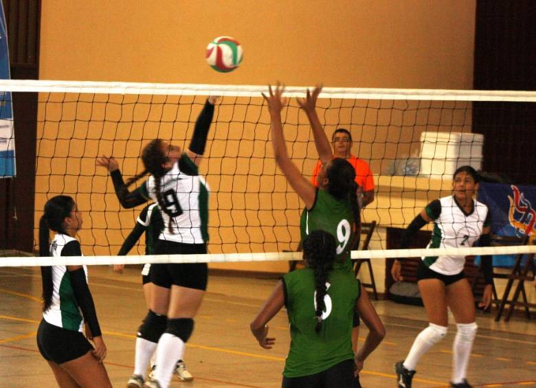 El voleibol antioqueño fue el dueño de esta disciplina en Pereira, ganando las dos ramas.