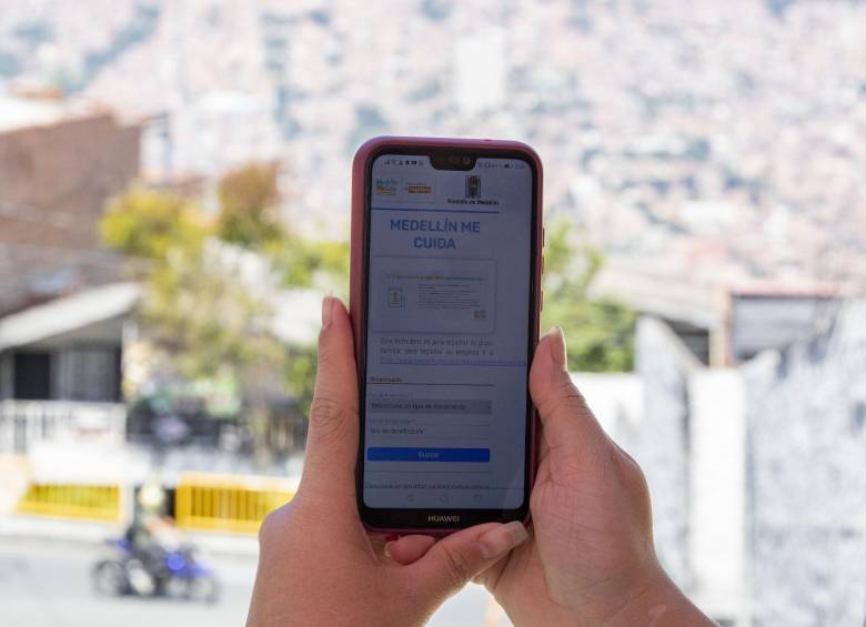 La idea, según el Ministerio TIC es seguir mejorando la cobertura en el país. FOTO EDWIN BUSTAMANTE