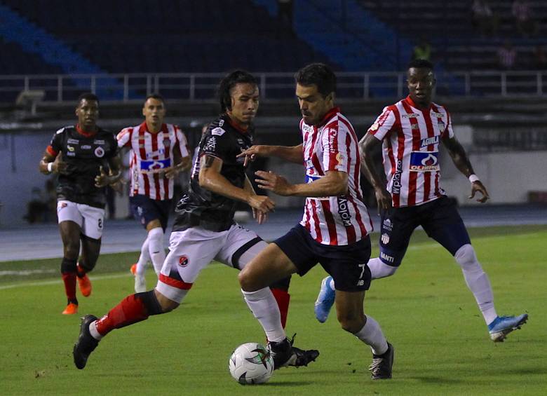 El equipo barranquillero no ha tenido una campaña notable, pero la calidad de su nómina, en la que abunda la experiencia, hace que sea candidato para llegar a la final. FOTO Colprensa 