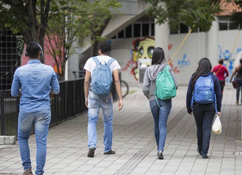 Estudiantes de la Universidad Nacional, sede Medellín. FOTO EDWIN BUSTAMANTE
