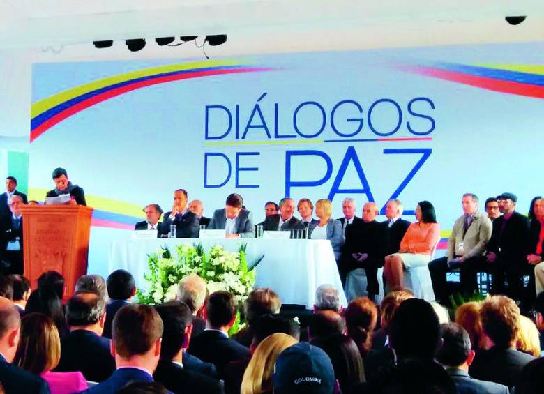 Santos, a 7 años de gobierno, y una lista de 7 desafíos