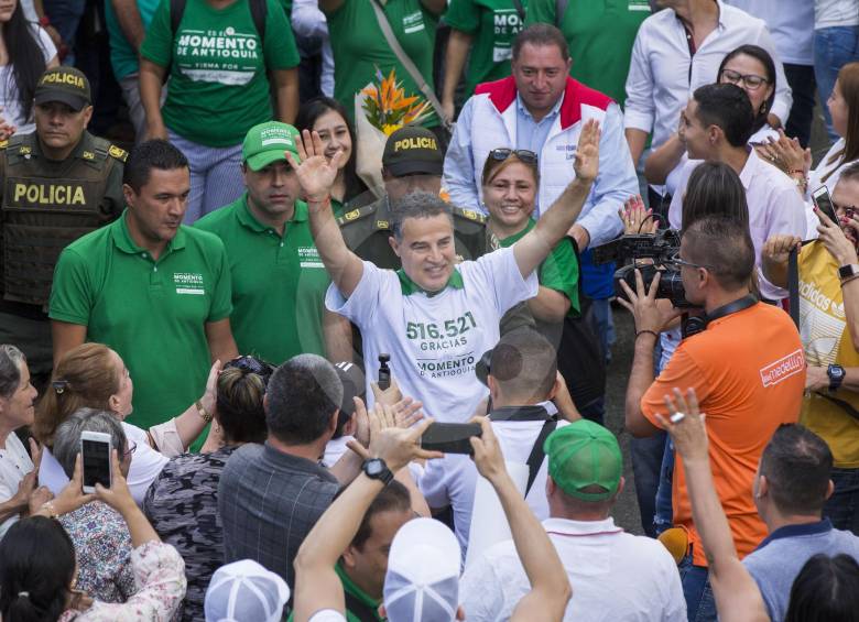 Aníbal Gaviria llegó a la Gobernación bajo el movimiento “Es el momento de Antioquia” y con el aval de cuatro partidos. Consiguió 831.646 votos. FOTO Edwin Bustamante