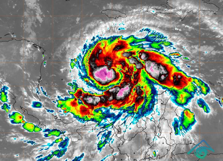 Iota, huracán de categoría 1, se acerca a las costas de San Andrés y Providencia. FOTO COLPRENSA