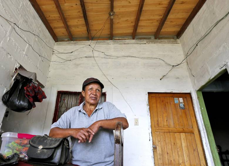 El 5 de noviembre de 2014, Masora le entregó materiales a doña Gloria de Jesús Guzmán. 
