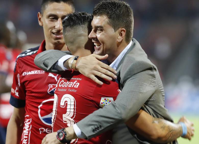 Tras dos intentos fallidos con Envigado, Ismael Rescalvo consigue su primera clasificación a finales. FOTO manuel saldarriaga