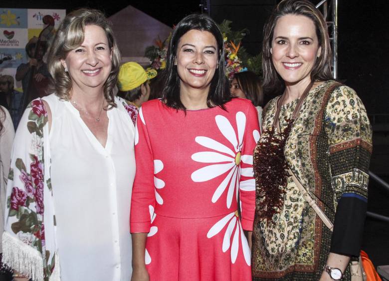 María Isabel López, Claudia Márquez y Adriana González. Foto Cámara Lúcida.