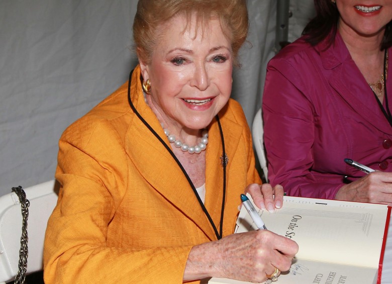 Fue una de las autoras más vendidas del mundo, quien seguía produciendo un libro al año aún a la edad de 90. Foto: AFP