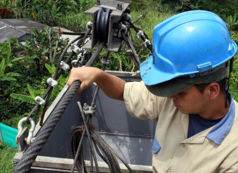 El cable aéreo de San Sebastián de Palmitas permanecerá fuera de servicio durante el tiempo que se prolonguen las acciones de mantenimiento. FOTO MANUEL SALDARRIGA