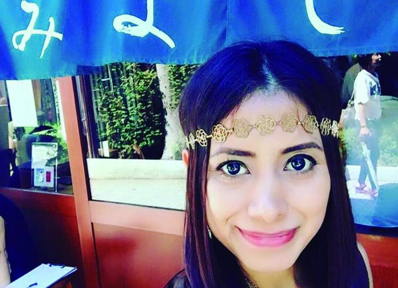 Sandyael MikokuSuscriptores:335.704Videos: 778