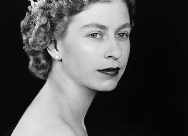 Antes de ser reina, en el mismo año 1952 fue tomada esta imagen. FOTO Archivo