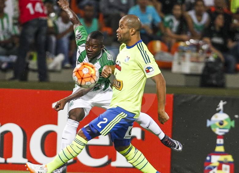 Marlos Moreno tuvo otra buena noche y fue una de las figuras del encuentro. FOTO Jaime pérez