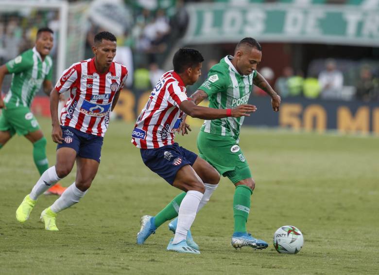 Partido Nacional vs. Junior en la Liga Águila. Foto: Manuel Saldarriaga Quintero