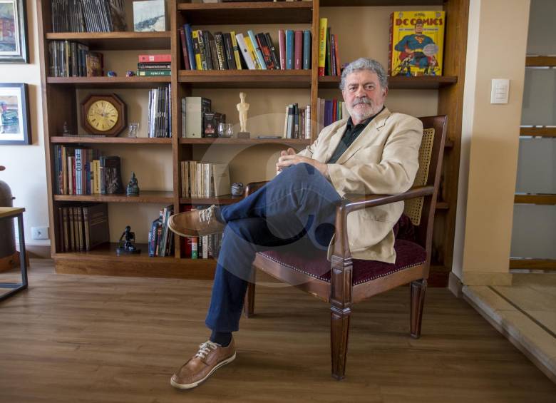 Walter Riso está en Medellín por el programa Conversaciones para el alma. La conferencia se llama Enamórate de ti, y es este miércoles, a las 6:30 p.m., en el auditorio de El Tesoro. Informes: 317 297 29 25. FOTO JUAN ANTONIO SÁNCHEZ