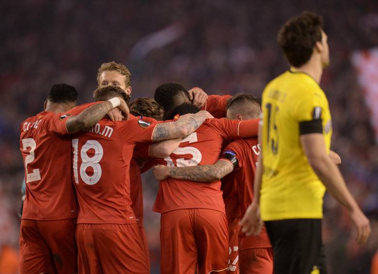 Un equipo inglés, dos españoles y un ucraniano en las semifinales de la Europe League. El Liverpool sufrió para eliminar al Dortmund. FOTO AFP