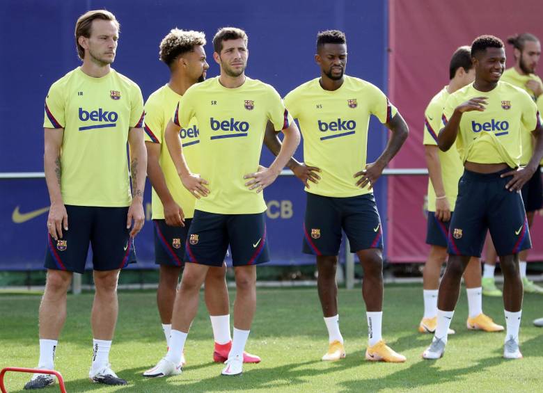 Los jugadores del Barcelona, listos para el duelo del viernes ante el Bayern. FOTO EFE