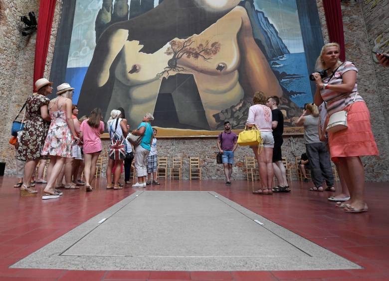 28 años después de su muerte, el cadáver de Salvador Dalí fue exhumado. FOTO: AFP