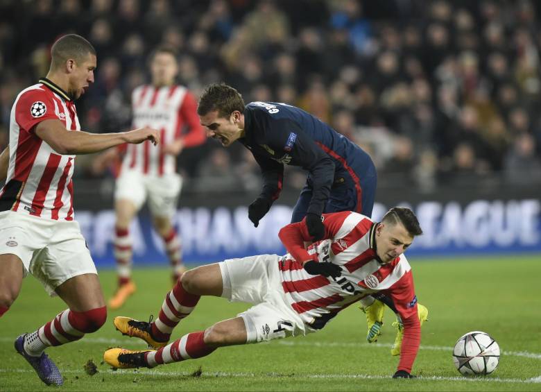 Arias tendrá una labor difícil enfrentando a Antoine Griezman (Atlético). Buscará sumarse a James como otro colombiano que juegue cuartos de la Copa de Campeones de Europa. FOTO afp