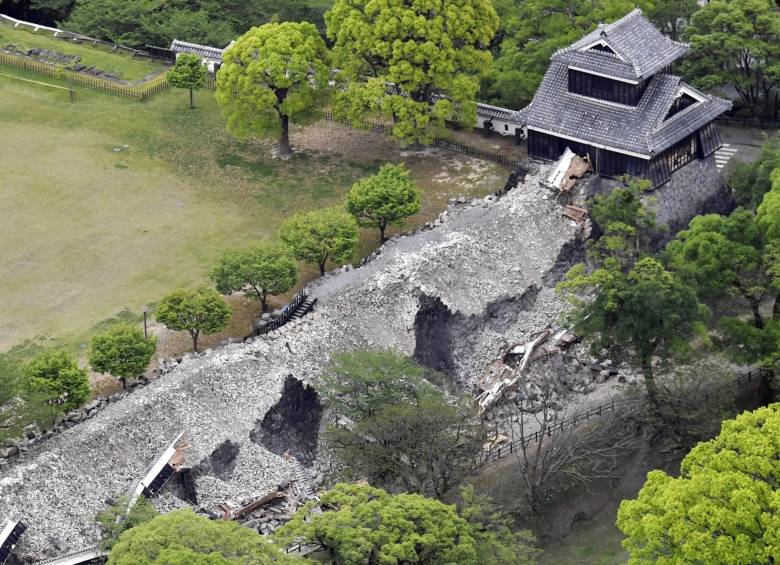 Dos potentes terremotos en Japón, los mayores desde el que generó el tsunami de 2011, golpearon el pasado jueves y este sábado el sureste del país. FOTO REUTERS