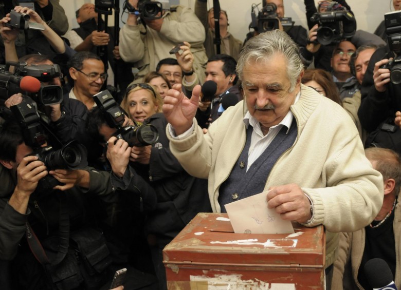 José Mujica asistirá a la marcha por la paz el 9 de abril, según Gustavo Petro