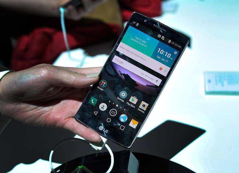 El teléfono fue presentado en la feria CES. FOTO AFP