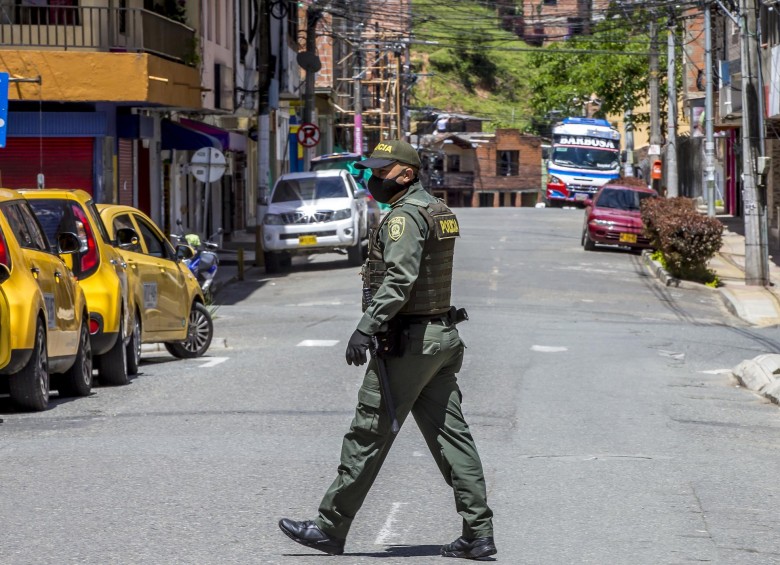 Los agentes llegaron al sitio para atender una llamada ciudadana. FOTO ARCHIVO JUAN ANTONIO SÁNCHEZ