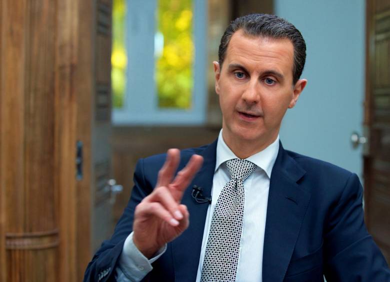 El presidente sirio Bashar al Asad afirmó que el presunto ataque químico contra una ciudad rebelde en Siria fue un “invento al 100%. FOTO AFP