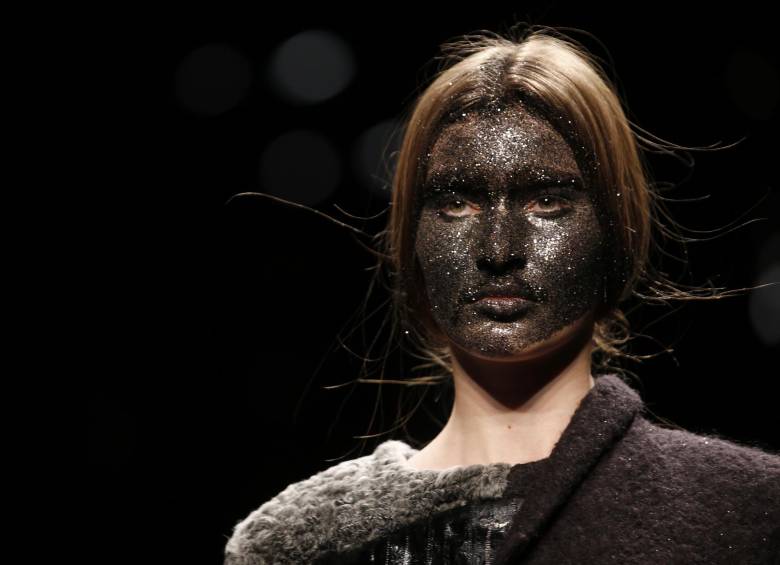 Un diseño de Claudio Cutugno en la semana de la Moda de Milan. FOTO AP