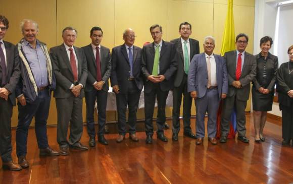 La Comisión que estudiará el sistema impositivo de los departamentos y municipios sesionará durante un año y busca organizar la tributación regional para combatir la evasión fiscal. FOTO Cortesía