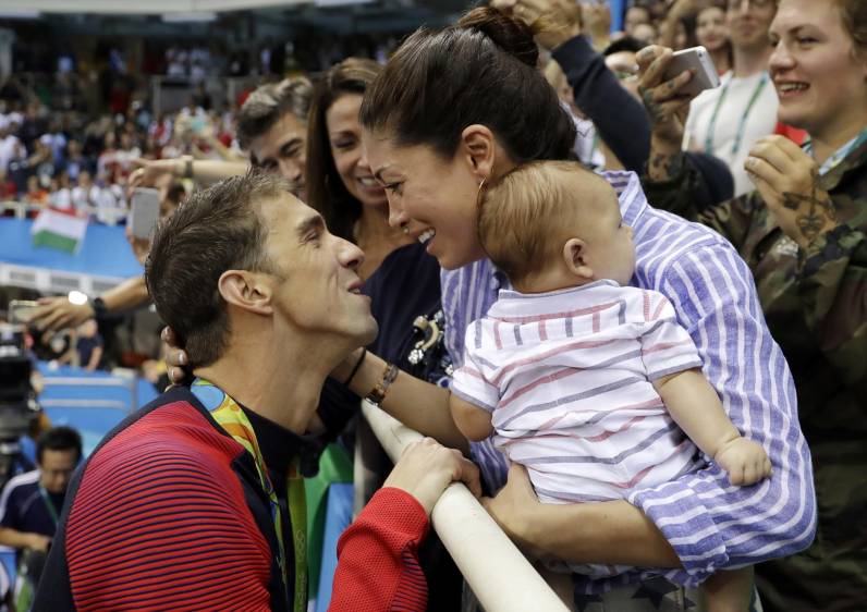Michael Phelps, con 6 medallas en las justas de Río, se convirtió en la máxima figura de la delegación estadounidense. FOTO ap