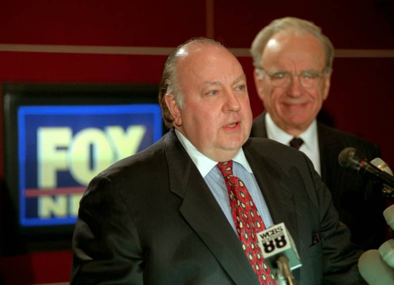  Roger Ailes, renunció al cargo como jefe de la cadena tras ser denunciado por acoso sexual por una exreportera. FOTO AP