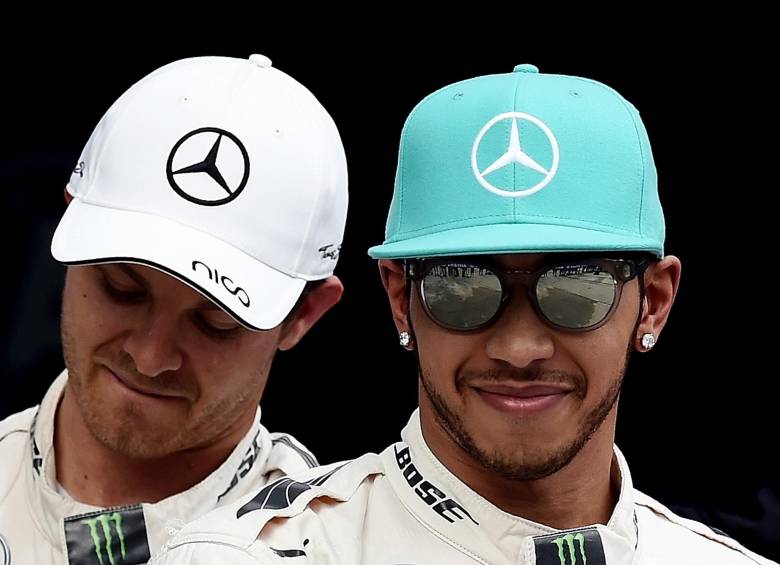 El inglés Lewis Hamilton (Mercedes), doble campeón del mundo y líder del Mundial de Fórmula Uno, salía desde el primer puesto esta madrugada en el Gran Premio de Malasia. 