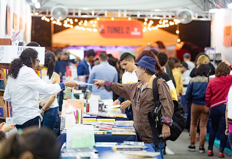 Uno de los eventos del libro de Medellín, Días del Libro, se realizará completamente virtual y servirá como piloto para otros. Foto: Cortesía Fiesta del Libro