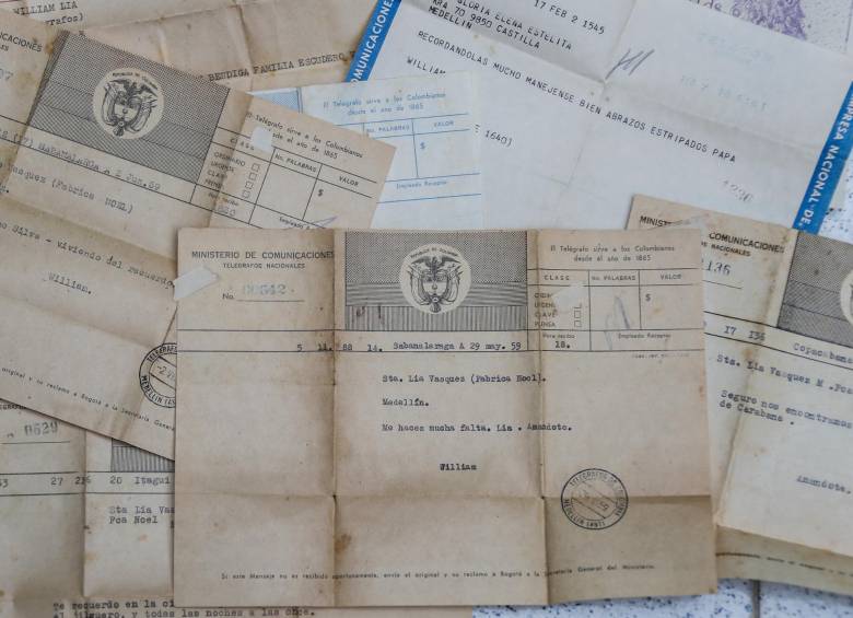 Los telegramas comunicaron a las familias de Medellín por muchos años, antes del teléfono y el internet. Hoy el sistema se mantiene vivo, pero al servicio de empresas y entidades oficiales. FOTO ROBINSON SÁENZ