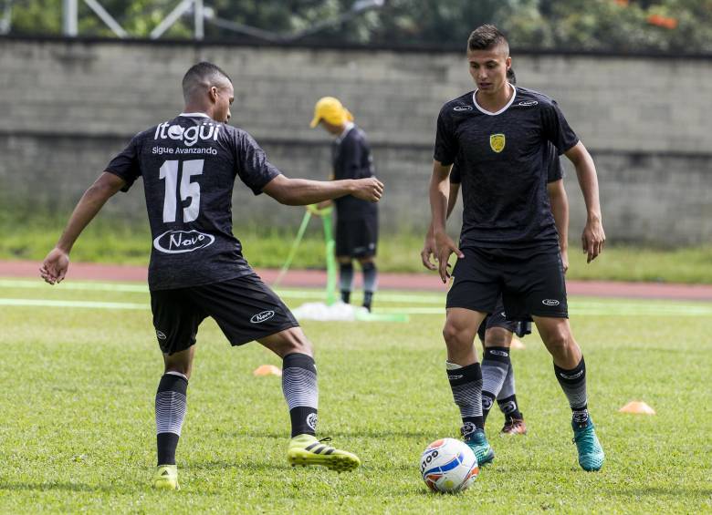 Juan Pablo Ramírez debutó como profesional con Leones el 19 de mayo de 2014 y pasó por Nacional y Pasto. FOTO jaime pérez 