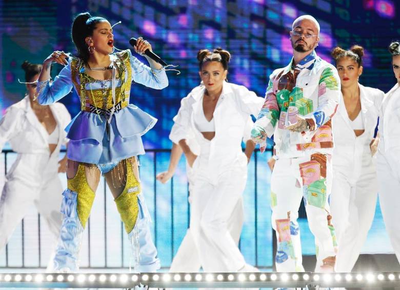 J Balvin junto a la española Rosalía, con el tema Con altura. FOTO Instagram