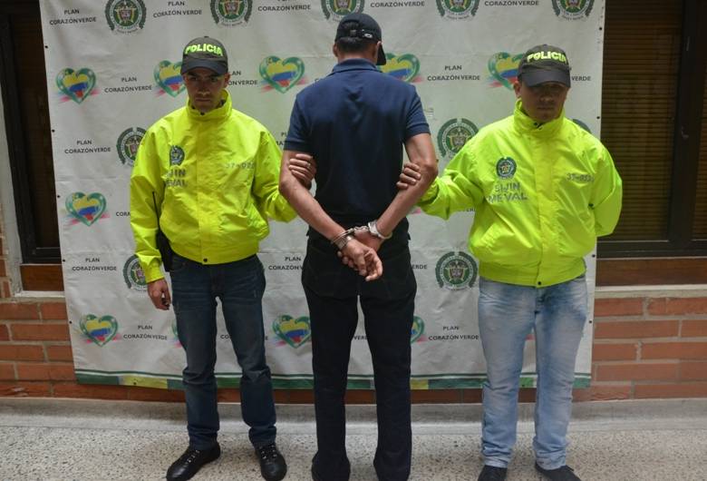 Según la Policía, alias “el Loco” tiene antecedentes por varios delitos como porte ilegal de armas, violencia contra servidor público, hurto y uso de documento falso. FOTO CORTESÍA