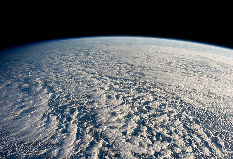 Estratocúmulos sobre el Pacífico, que refrescan y protegen la Tierra. Foto Estación Espacial Internacional