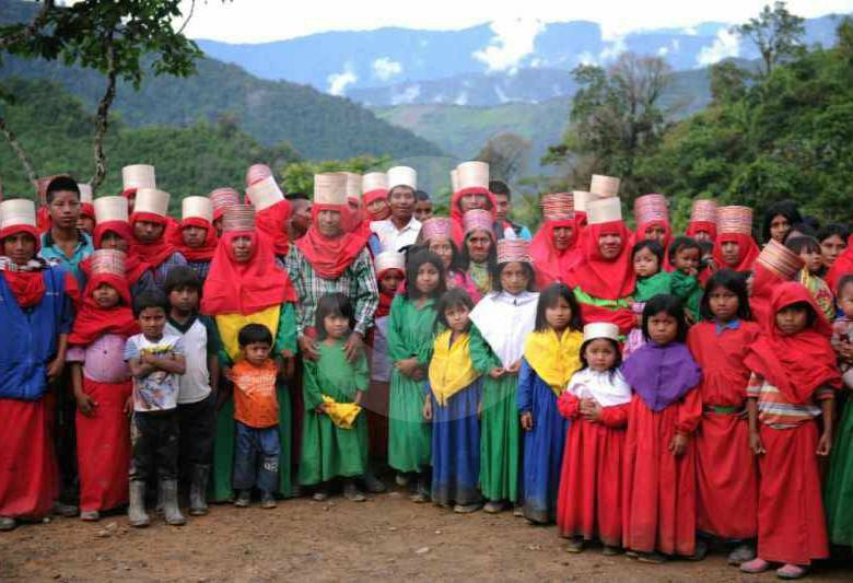 Estas personas hacen parte de las comunidades indígenas bajo amenaza de desplazamiento en Ituango. FOTO CORTESÍA