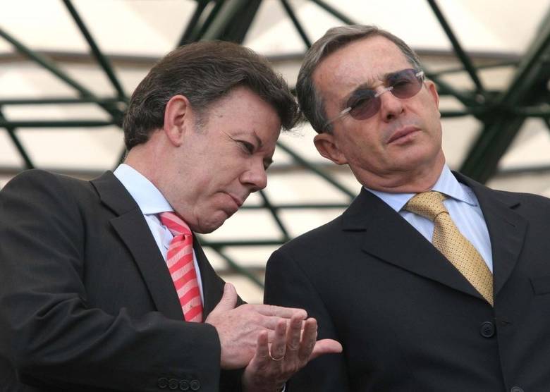 En la carta, Santos recordó los buenos resultados que obtuvo cuando fue ministro de Defensa de Uribe. FOTO ARCHIVO COLPRENSA