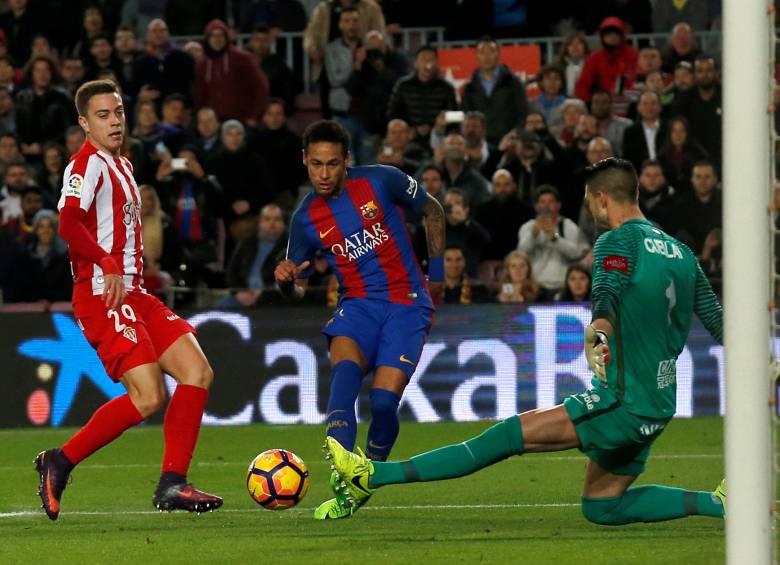 Neymar guió al Barcelona en su goleada al Sporting
