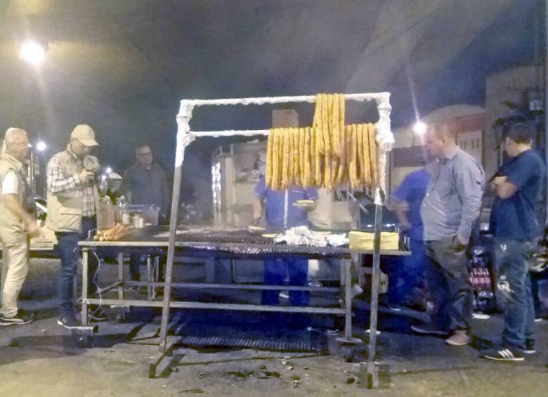 Puesto de venta de carne en la Calle 10 con Guayabal. FOTO CORTESÍA