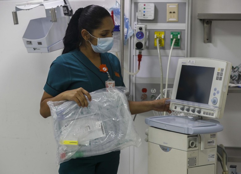 Imagen de referencia. Ventiladores médicos en el Hospital General de Medellín. Foto: Manuel Saldarriaga Quintero